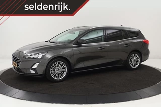 Ford Focus 1.0 EcoBoost Titanium | Trekhaak | Camera |  Full LED | Navigatie | Keyless | Park Assist | Climate control | Getint glas