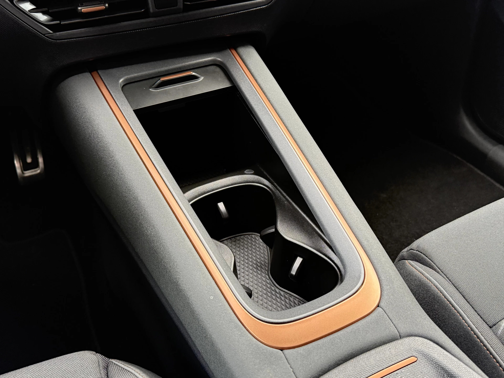 Hoofdafbeelding CUPRA Born