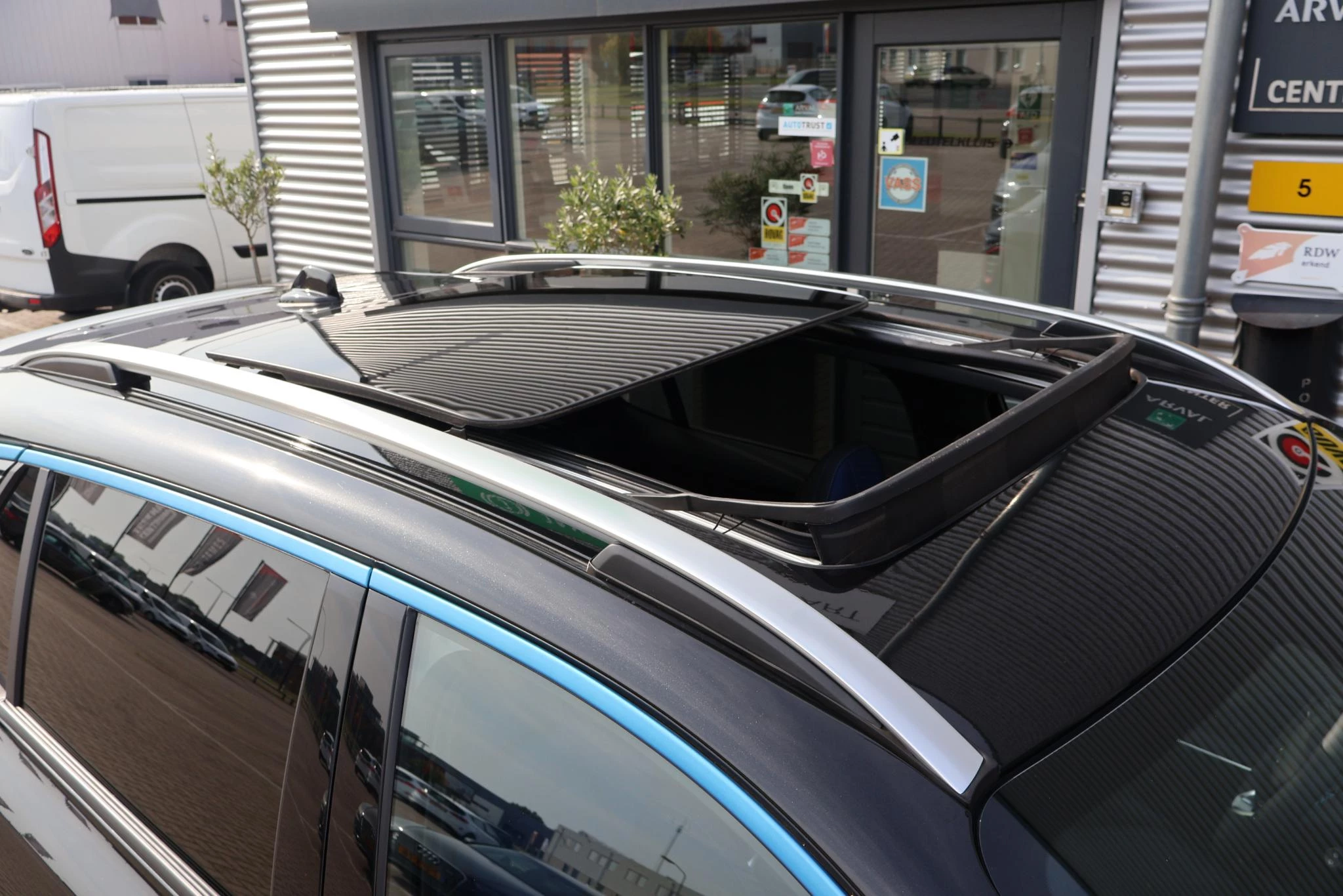 Hoofdafbeelding Lynk & Co 01