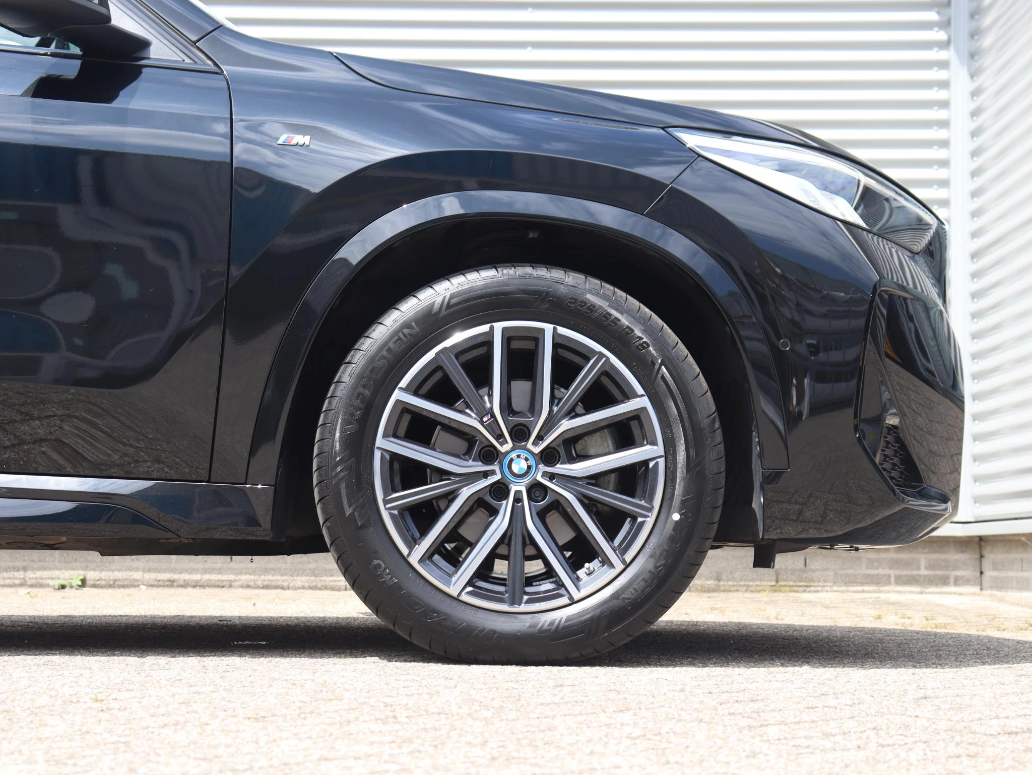Hoofdafbeelding BMW iX1