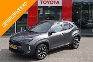 Toyota Yaris Cross 1.5 HYBRID STYLE PANORAMADAK HEAD-UP KEYLESS STOEL/STUURVERWARMING 17"LM-VELGEN PRIVACY-GLASS LED EL-ACHTERKLEP