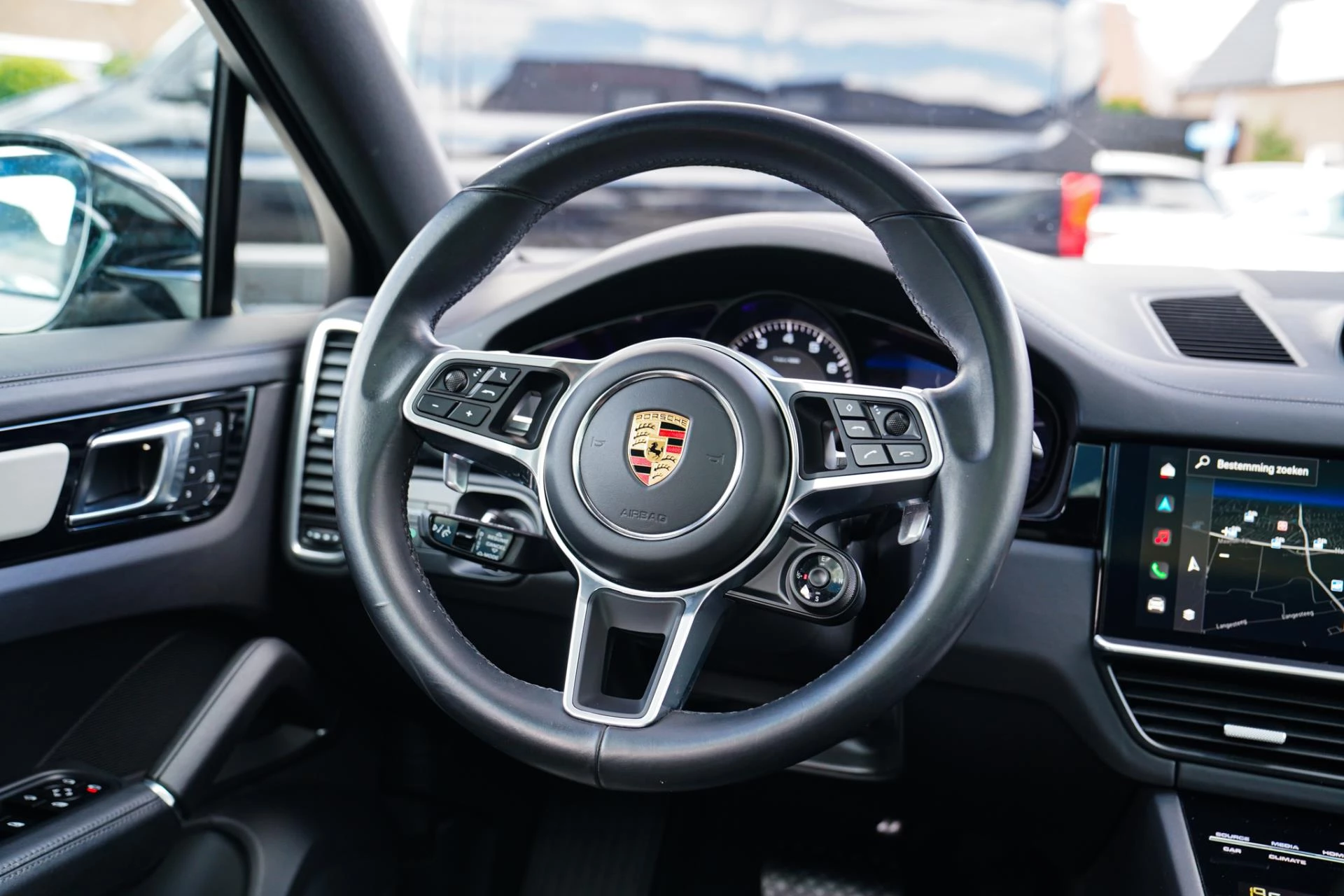 Hoofdafbeelding Porsche Cayenne