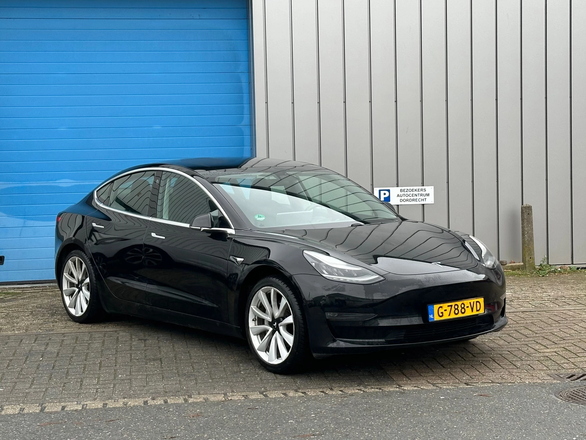 Hoofdafbeelding Tesla Model 3