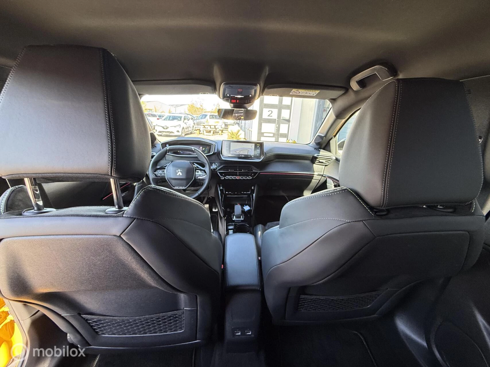 Hoofdafbeelding Peugeot e-208