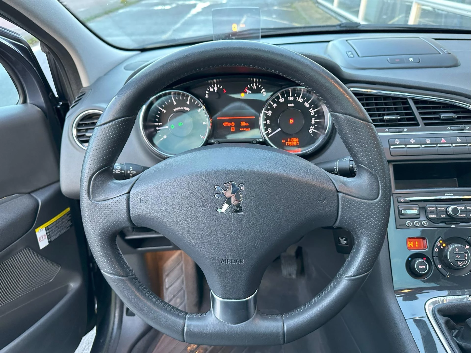 Hoofdafbeelding Peugeot 5008