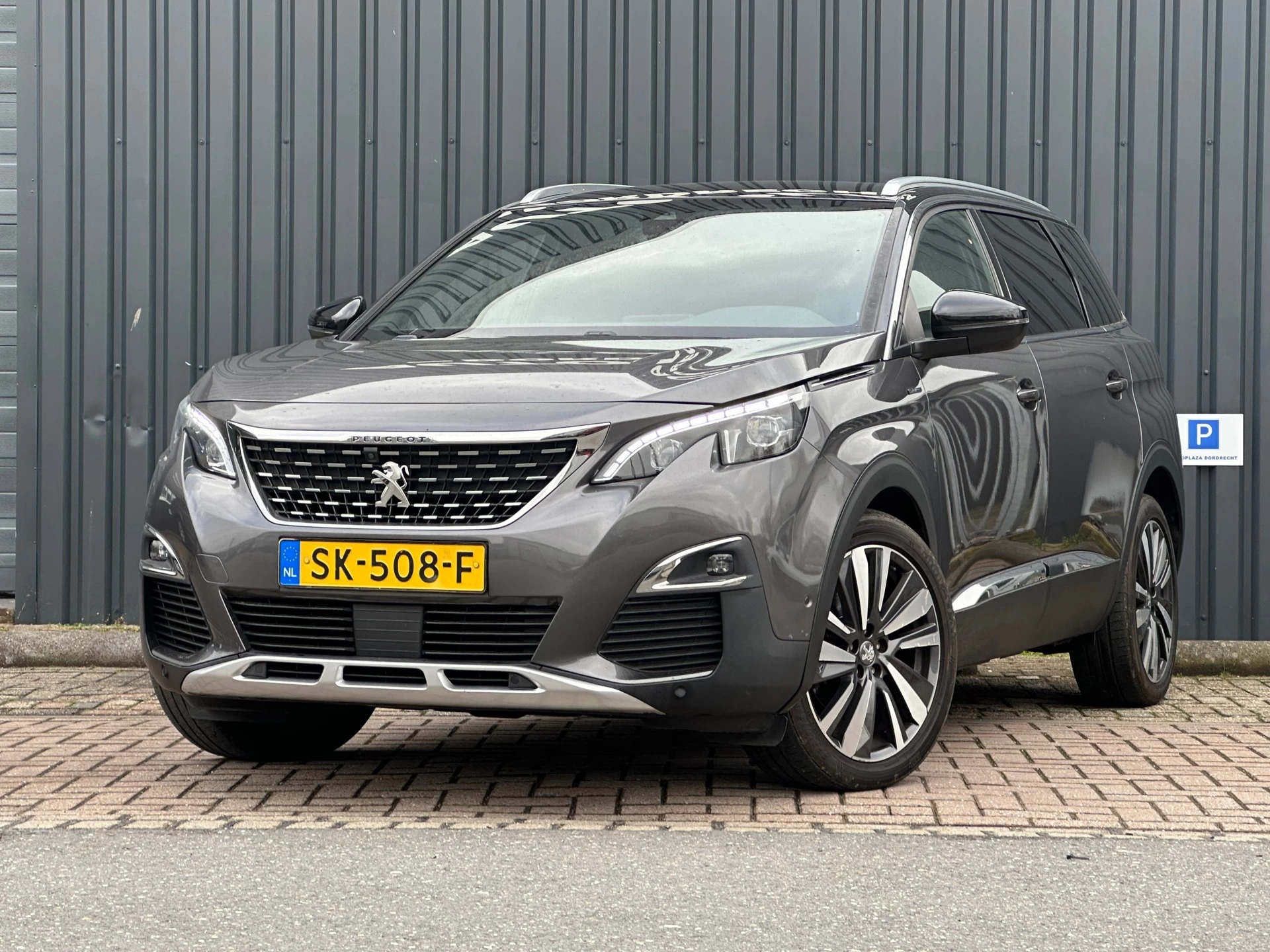 Hoofdafbeelding Peugeot 5008