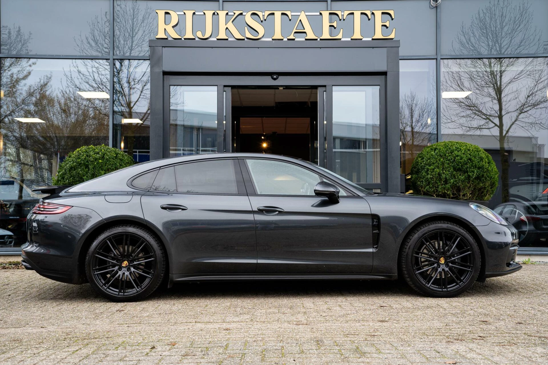 Hoofdafbeelding Porsche Panamera