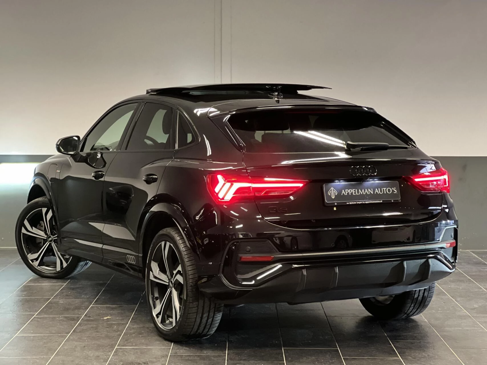 Hoofdafbeelding Audi Q3