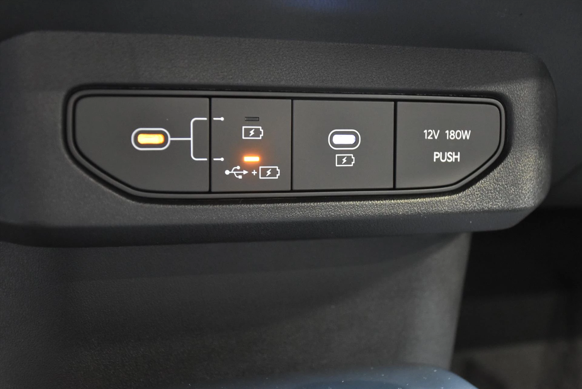 Hoofdafbeelding Kia EV4