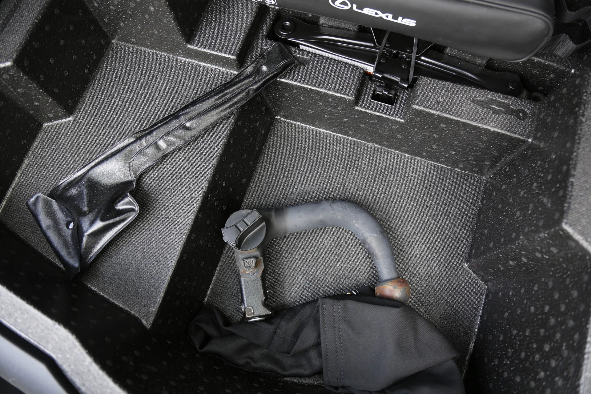 Hoofdafbeelding Lexus UX