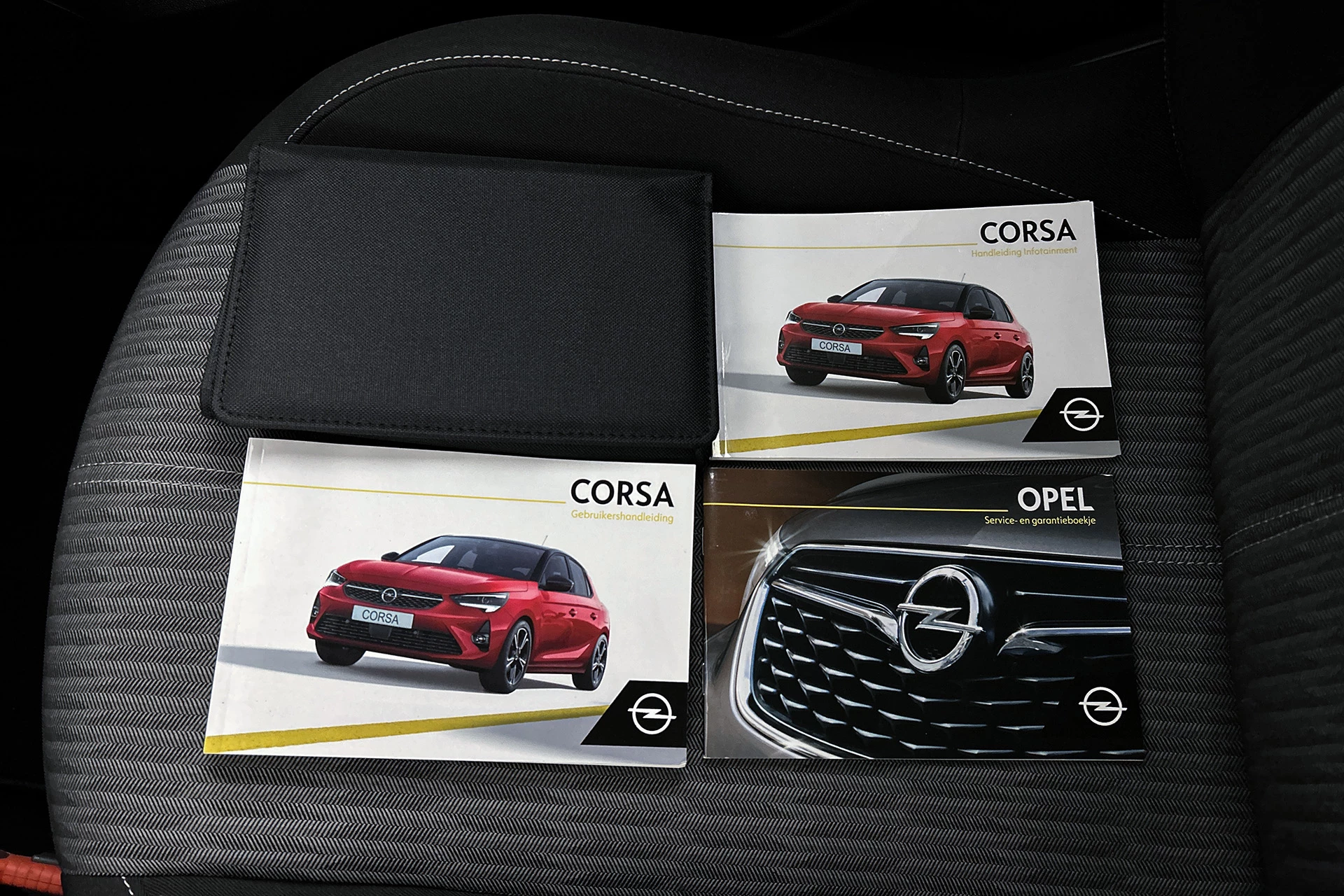 Hoofdafbeelding Opel Corsa
