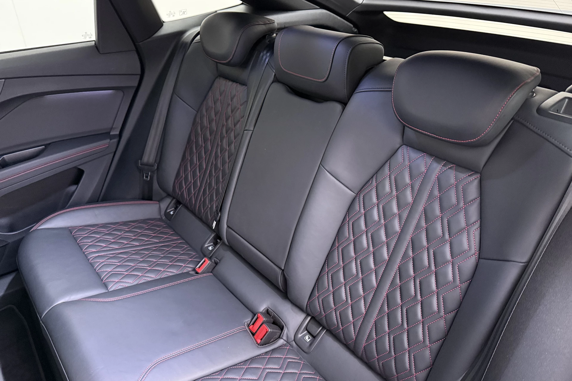 Hoofdafbeelding Audi Q4 Sportback e-tron