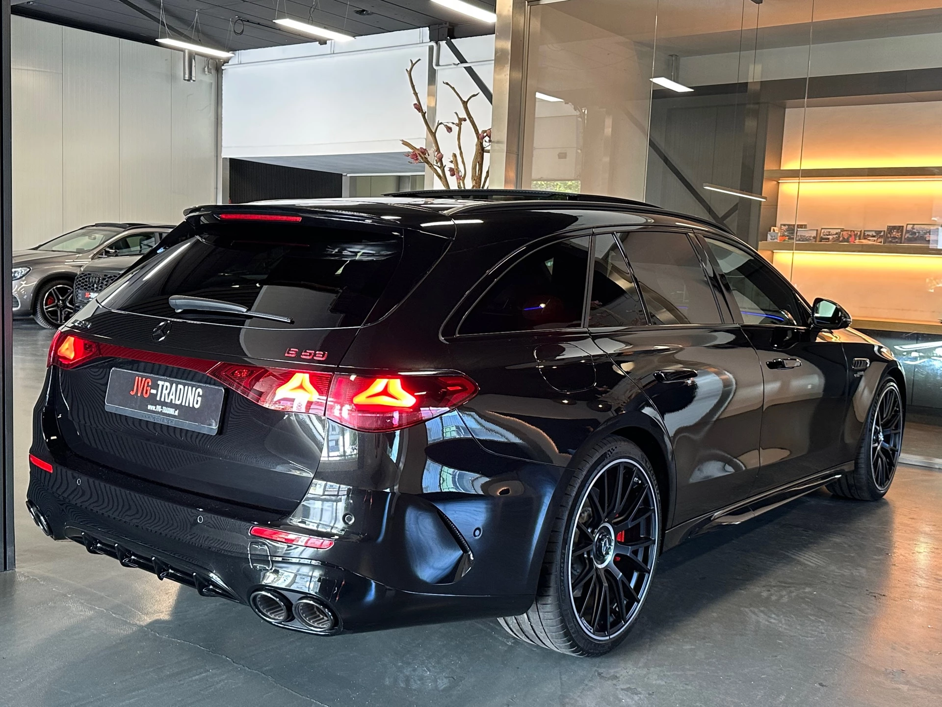 Hoofdafbeelding Mercedes-Benz E-Klasse