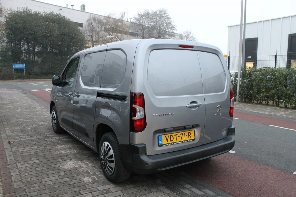 Hoofdafbeelding Peugeot Partner