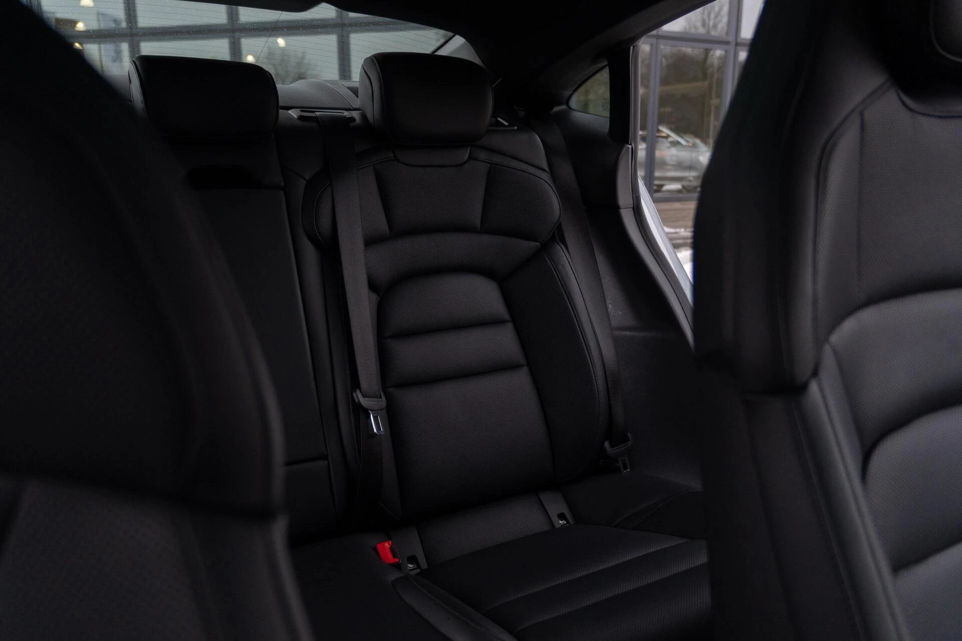 Hoofdafbeelding Porsche Taycan