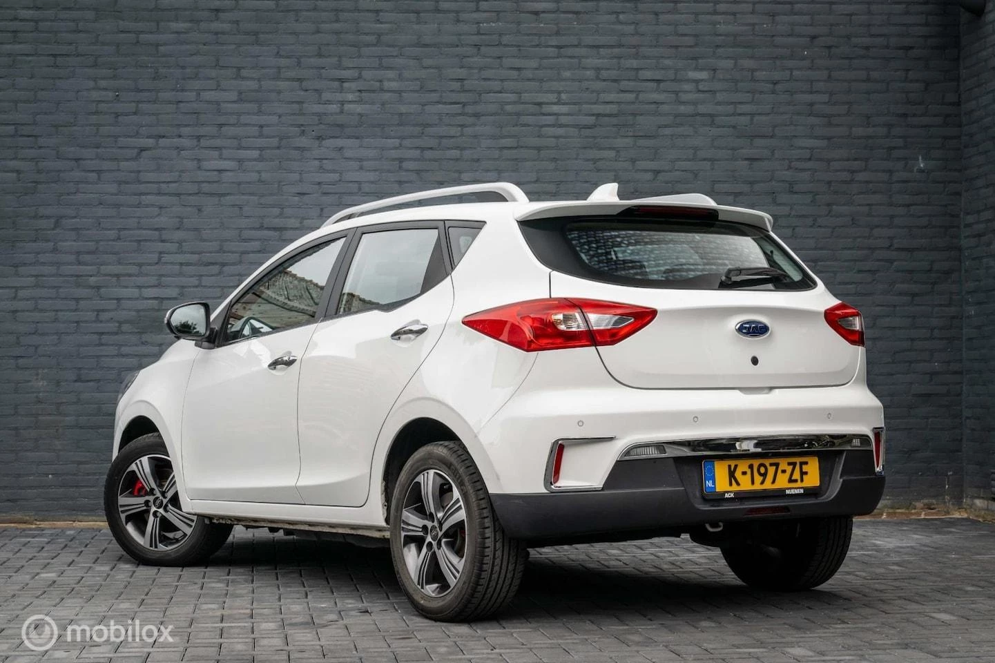 Hoofdafbeelding JAC iEV7S