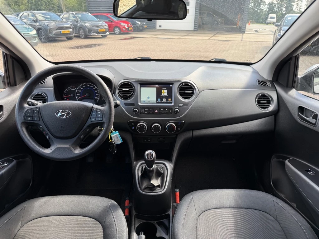 Hoofdafbeelding Hyundai i10
