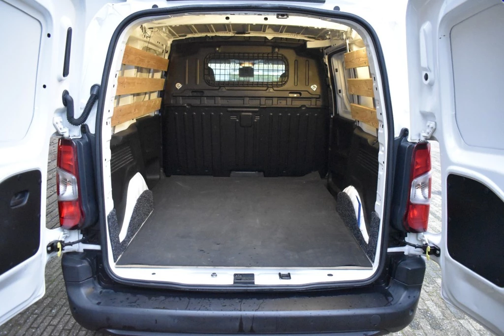 Hoofdafbeelding Peugeot Partner