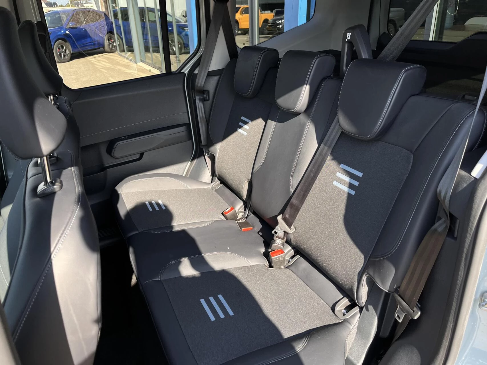 Hoofdafbeelding Ford Transit Courier