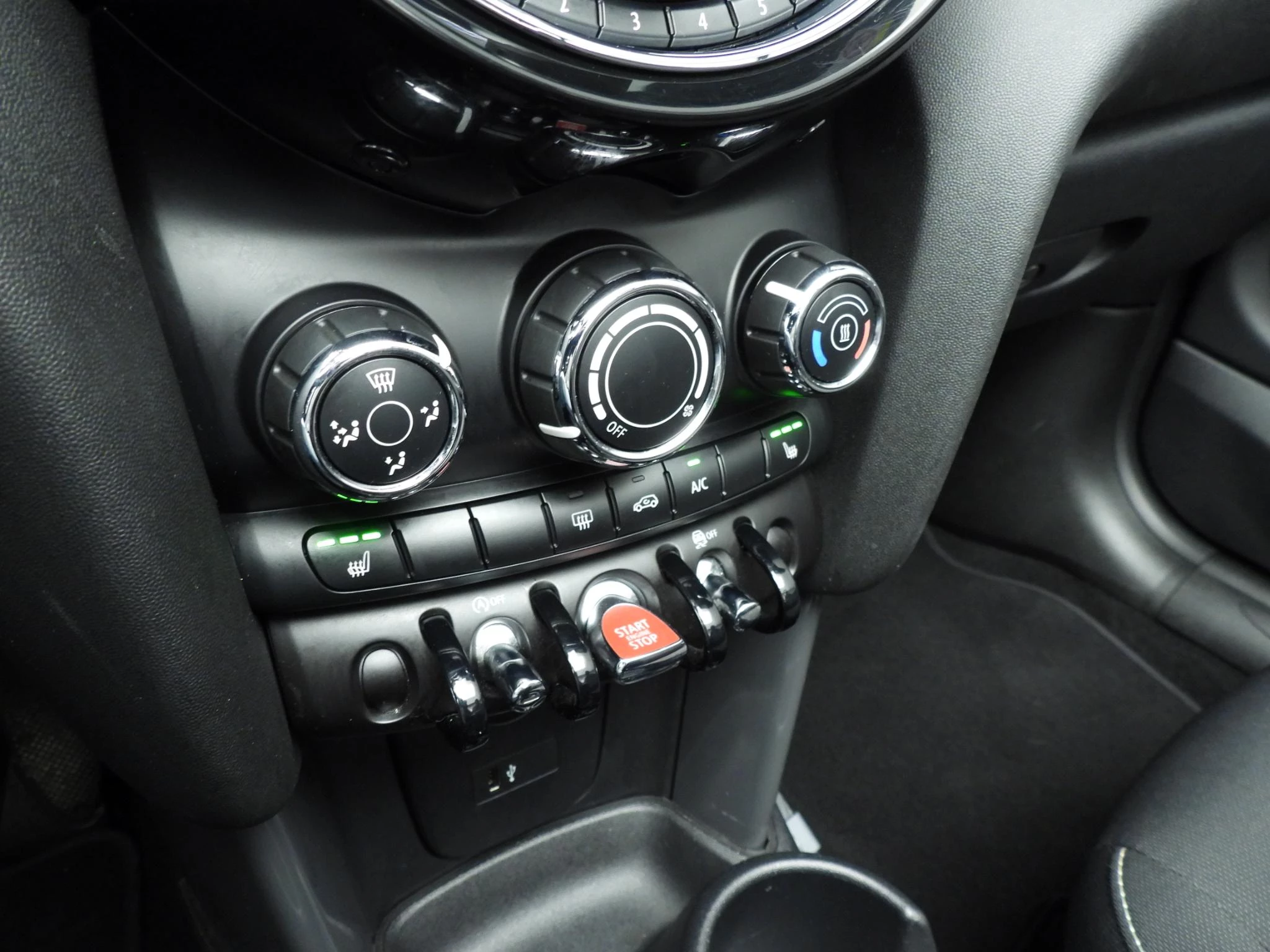 Hoofdafbeelding MINI Cooper Cabrio
