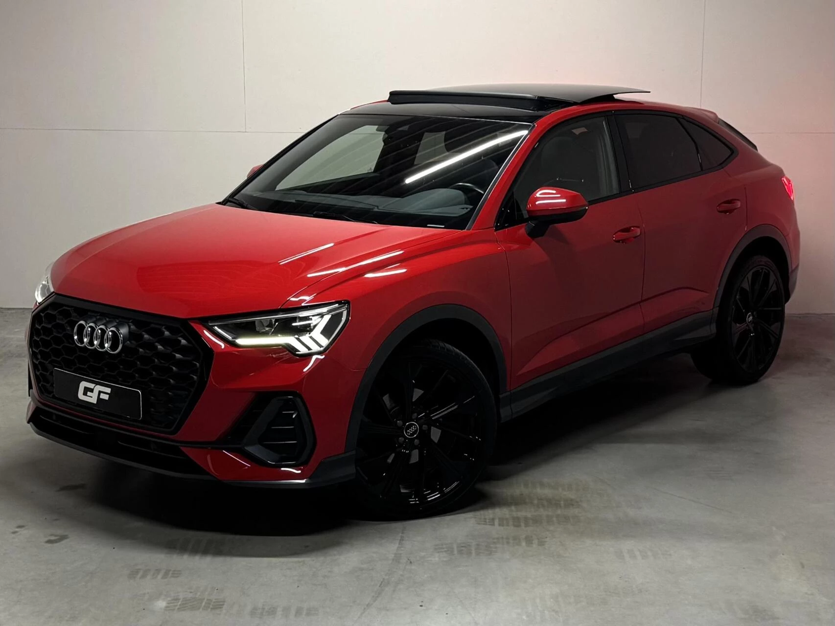 Hoofdafbeelding Audi Q3