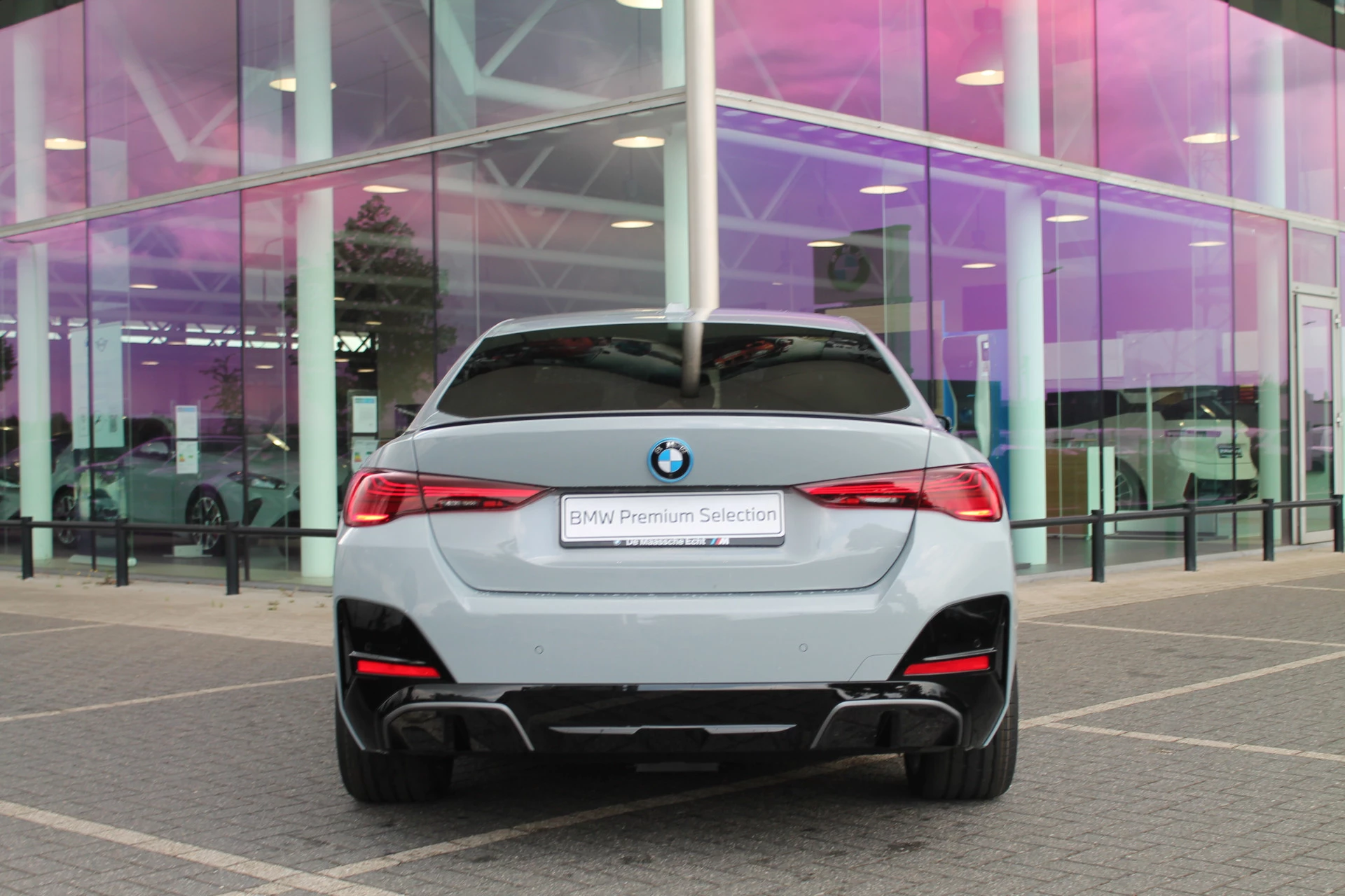 Hoofdafbeelding BMW i4