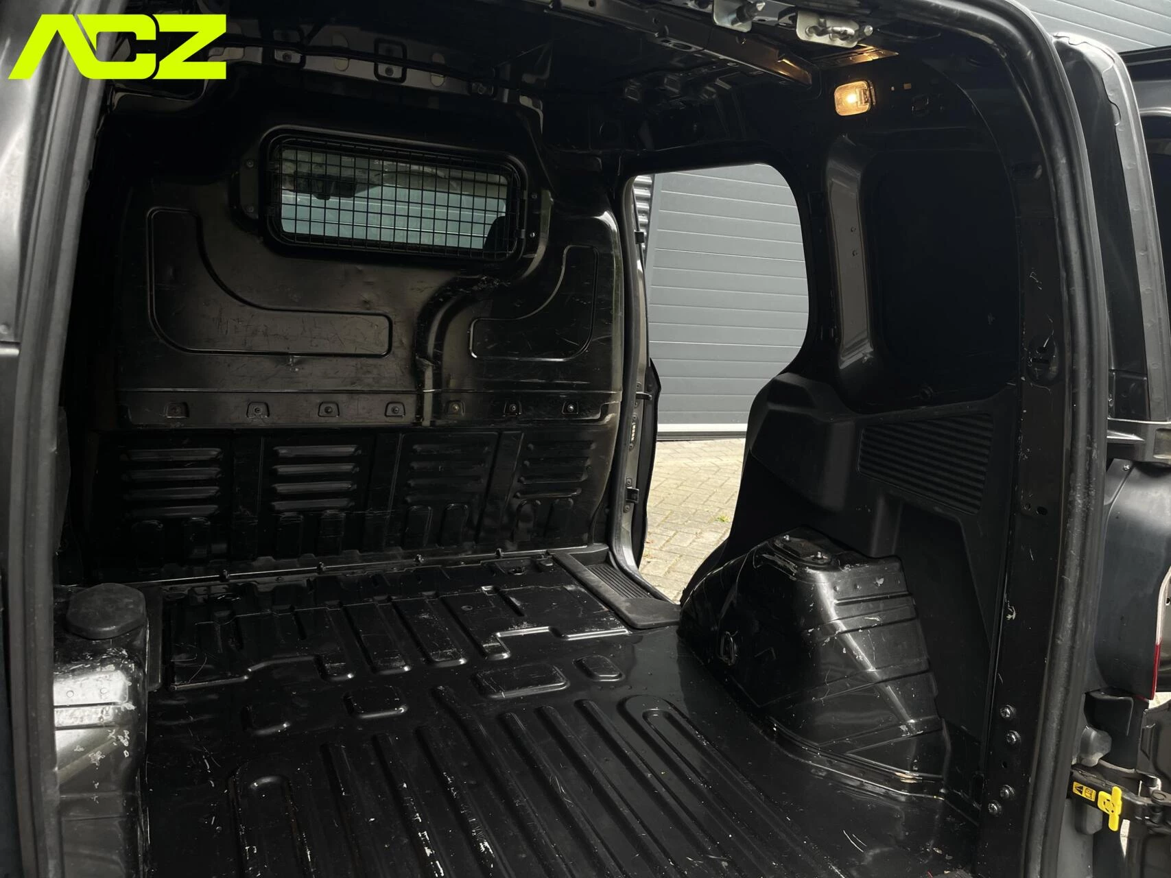 Hoofdafbeelding Ford Transit Courier