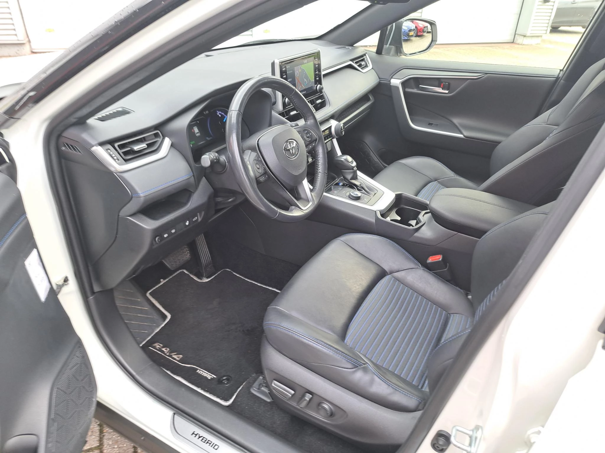 Hoofdafbeelding Toyota RAV4