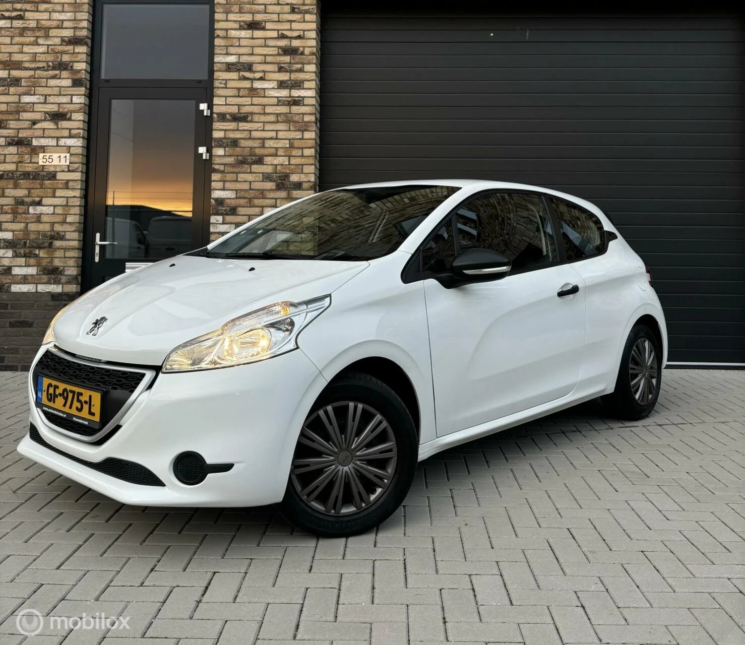 Hoofdafbeelding Peugeot 208