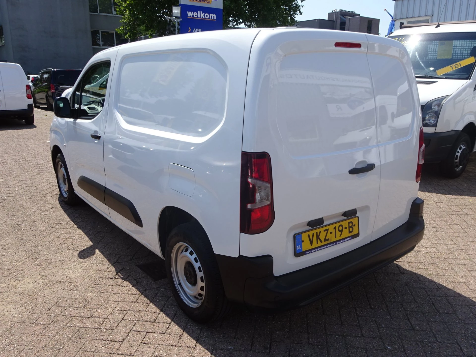 Hoofdafbeelding Peugeot Partner