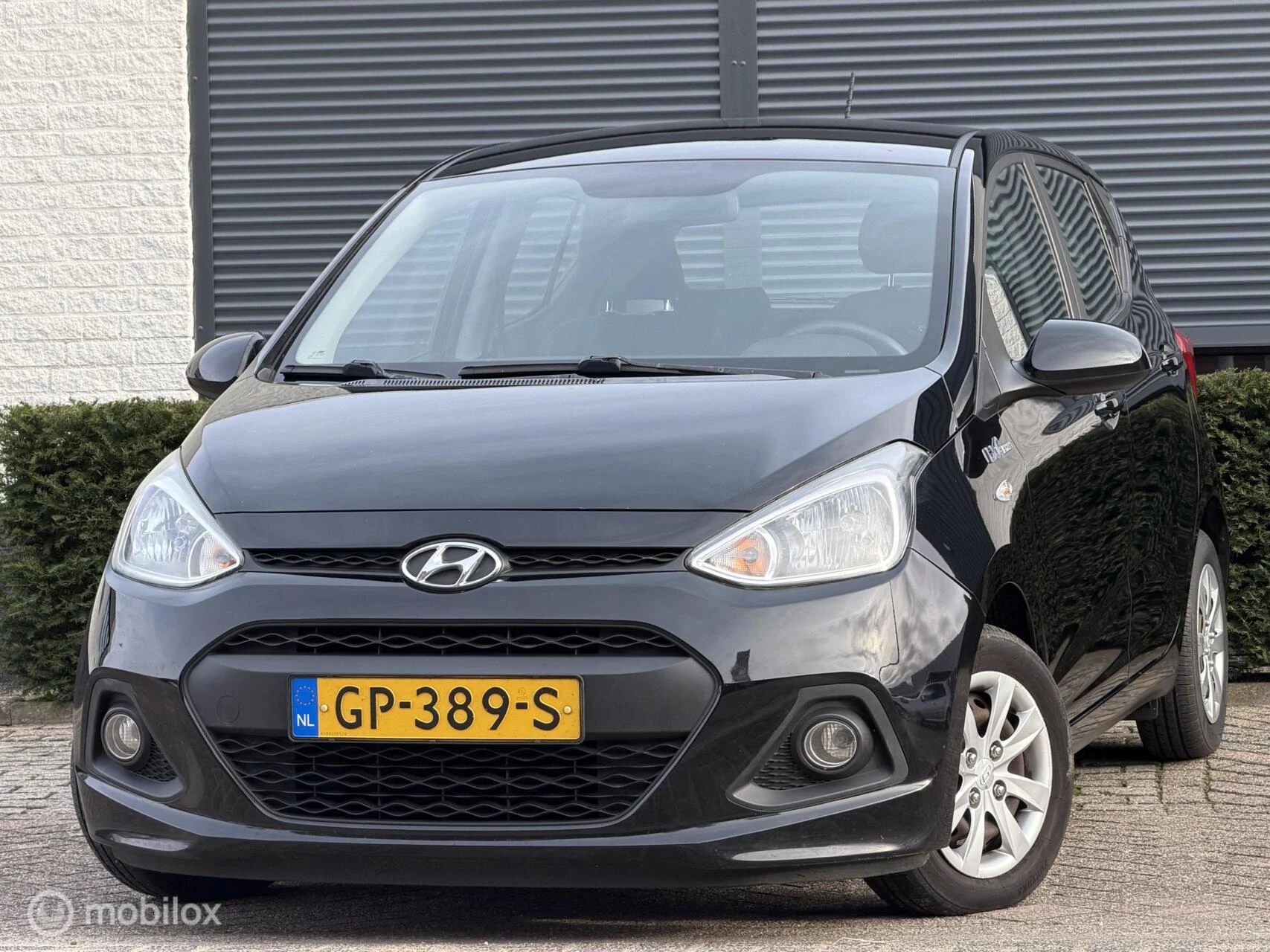 Hoofdafbeelding Hyundai i10