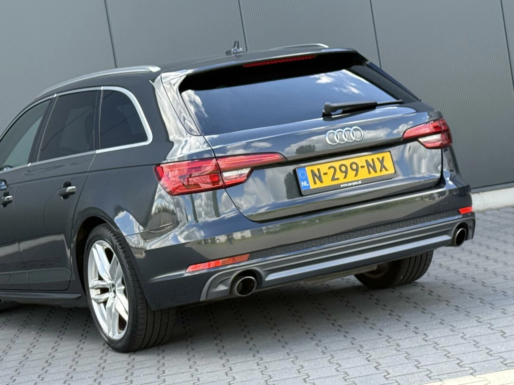Hoofdafbeelding Audi A4