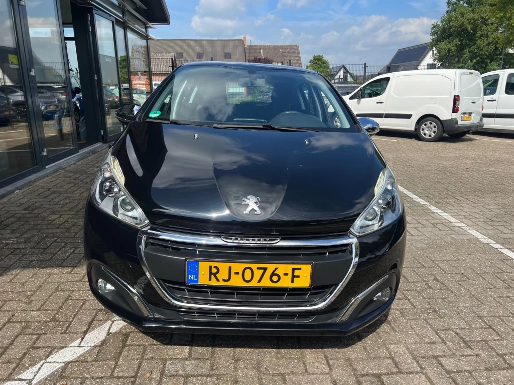 Hoofdafbeelding Peugeot 208