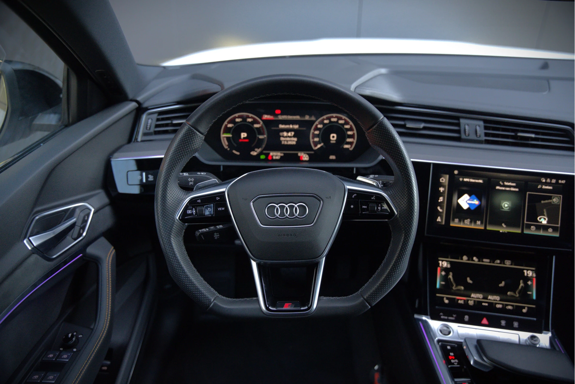 Hoofdafbeelding Audi e-tron