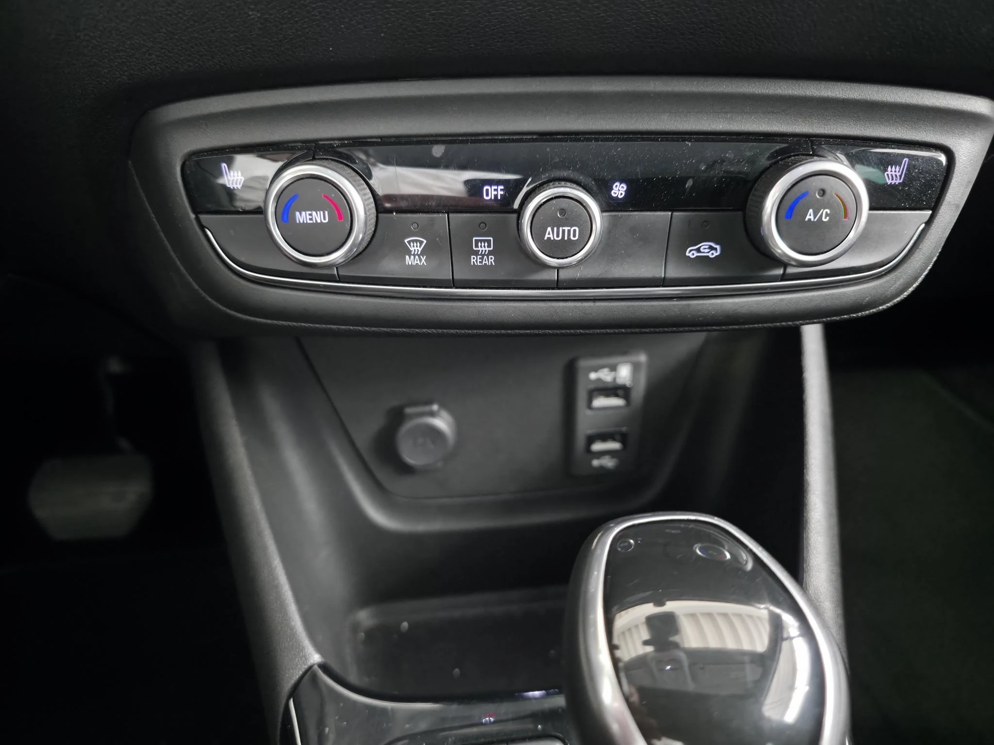 Hoofdafbeelding Opel Crossland X