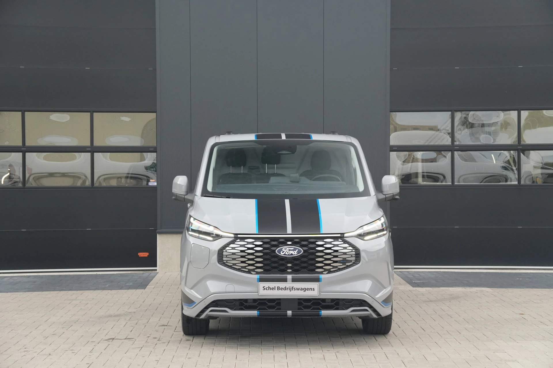 Hoofdafbeelding Ford E-Transit Custom
