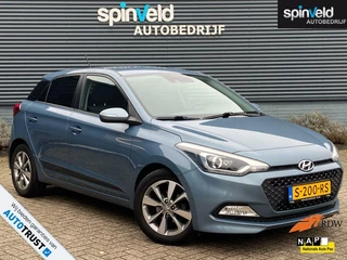 Hyundai i20 1.4 HP Business Edition BJ`15 Dealer ond. Navi Camera