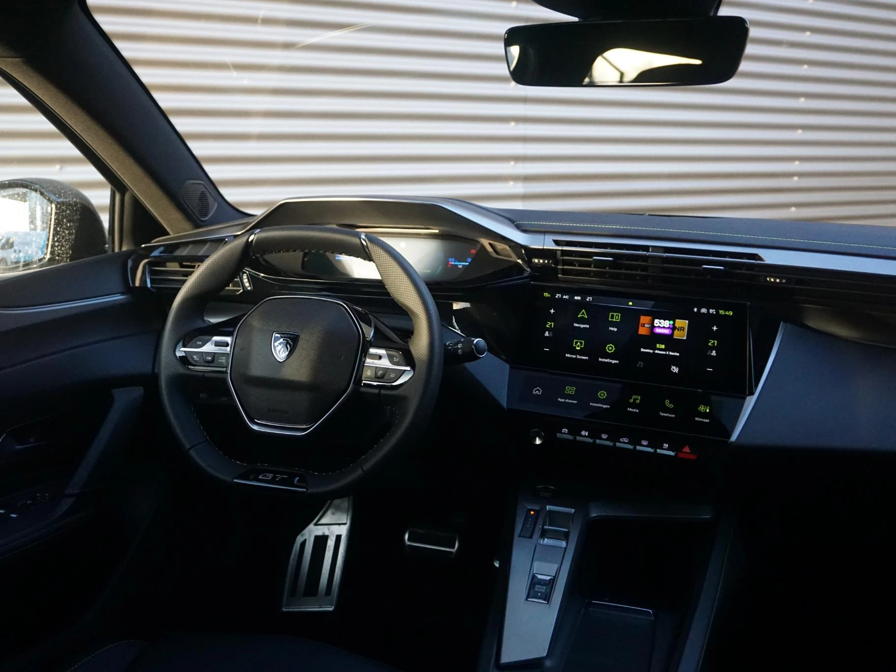 Hoofdafbeelding Peugeot e-308