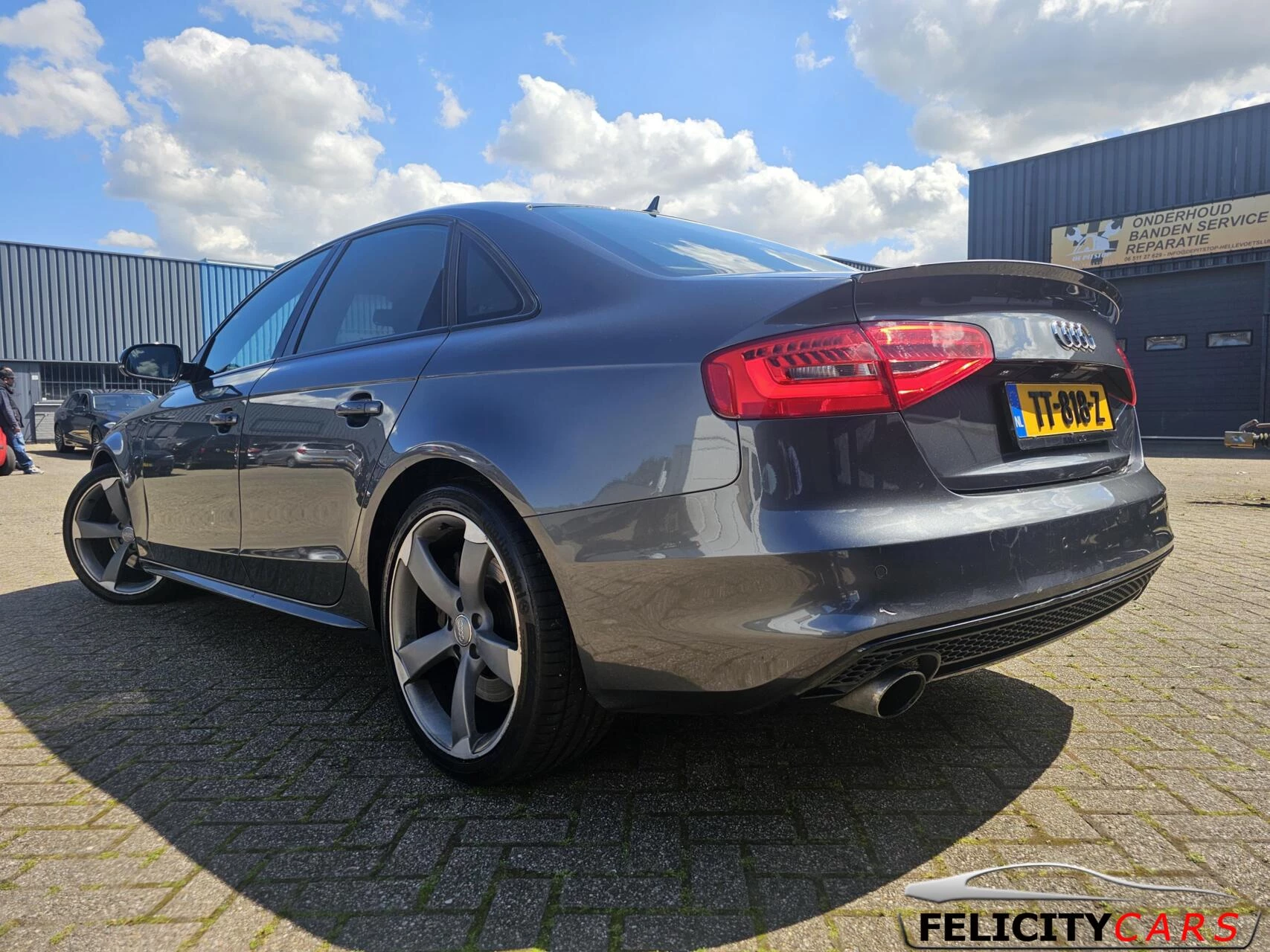 Hoofdafbeelding Audi A4
