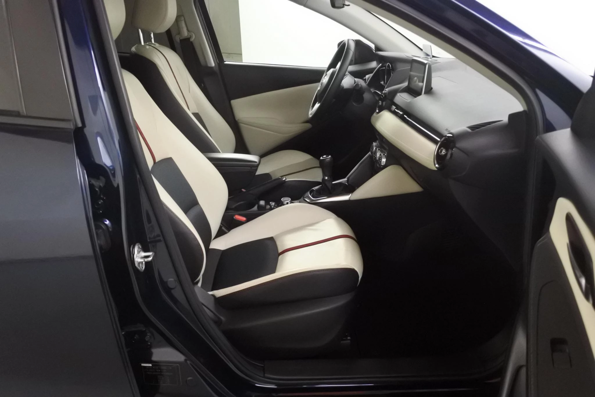 Hoofdafbeelding Mazda 2