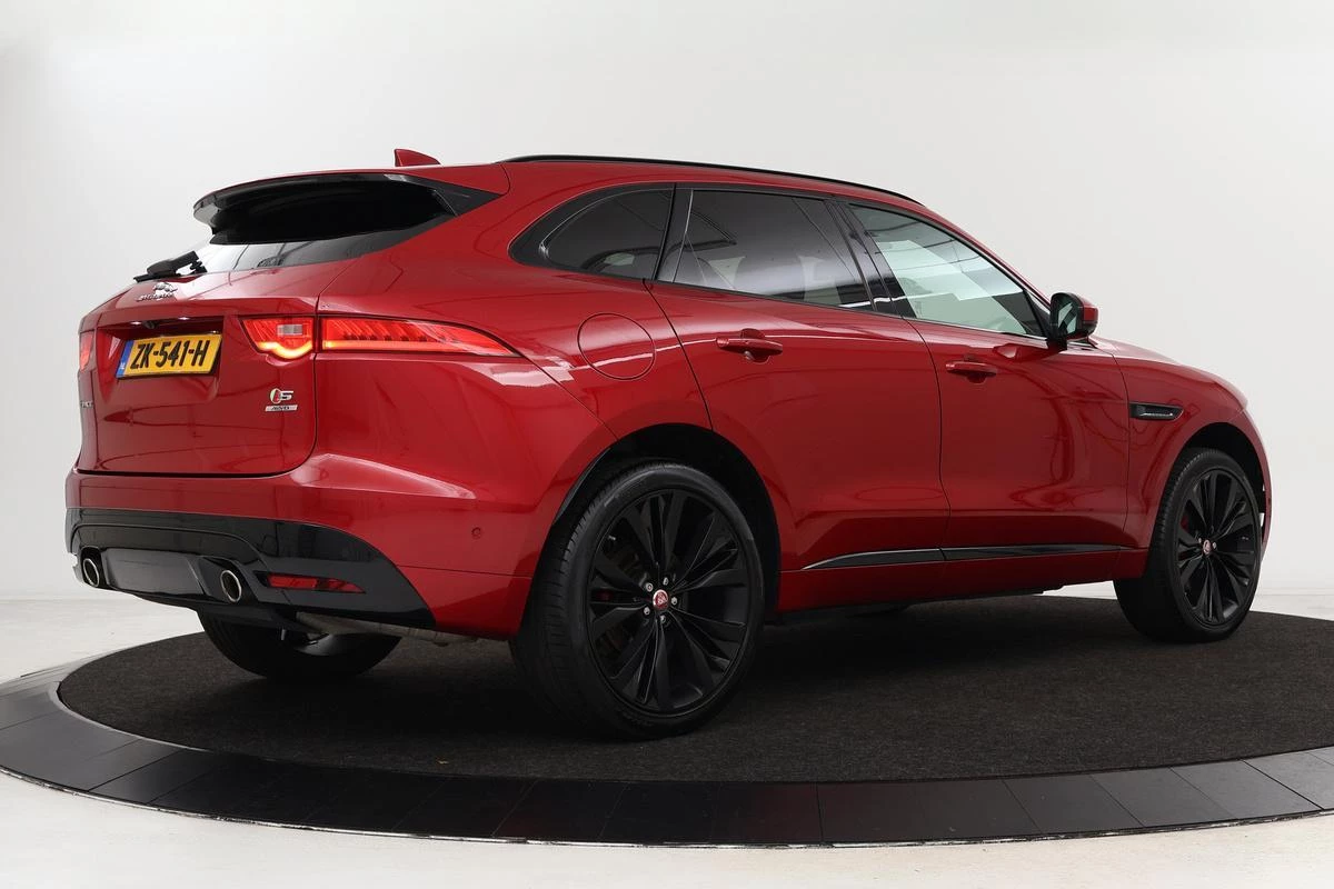 Hoofdafbeelding Jaguar F-PACE