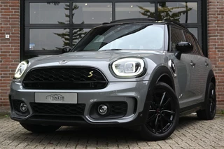 Hoofdafbeelding MINI Countryman Mini Mini Countryman 2.0 Cooper S E ALL4 BLACK JCW John Works Pano Leder A.Cruise '20