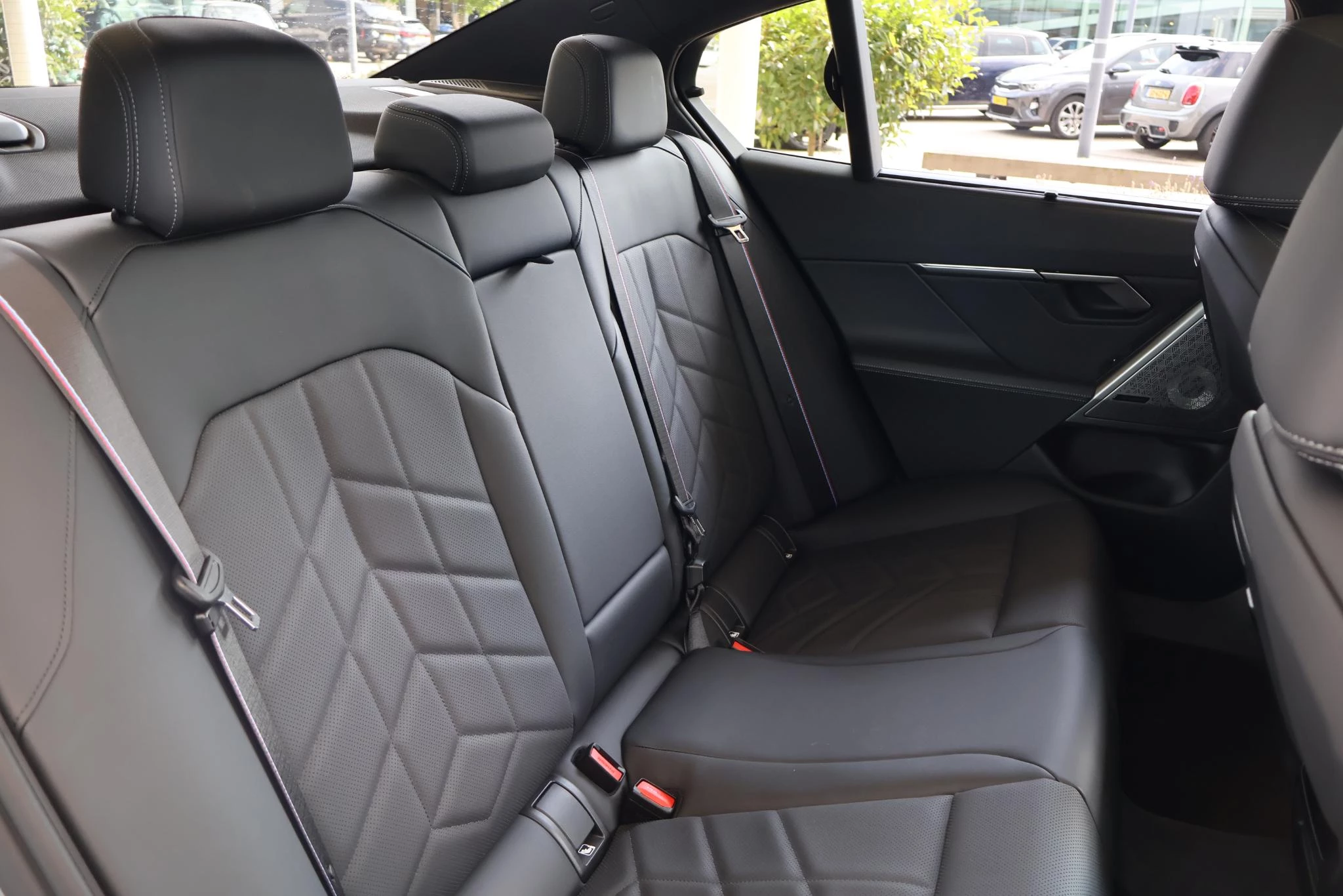 Hoofdafbeelding BMW i5