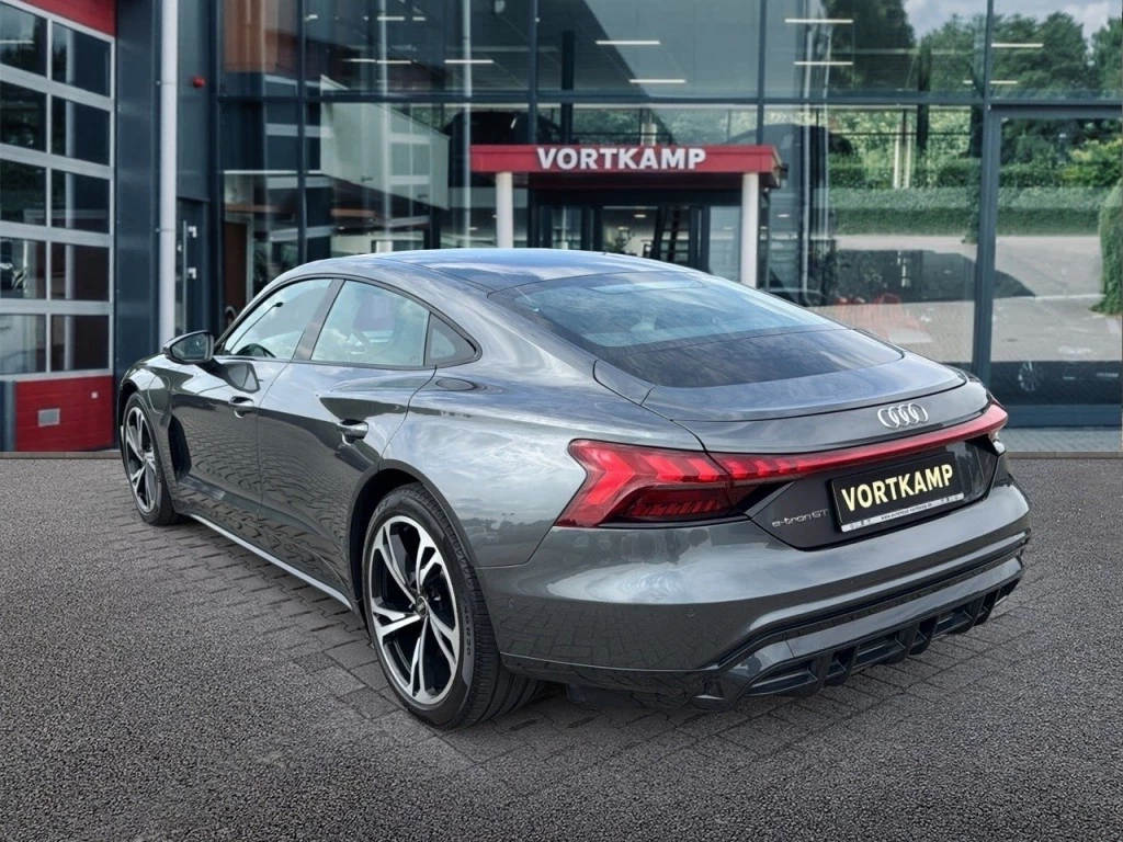 Hoofdafbeelding Audi e-tron GT