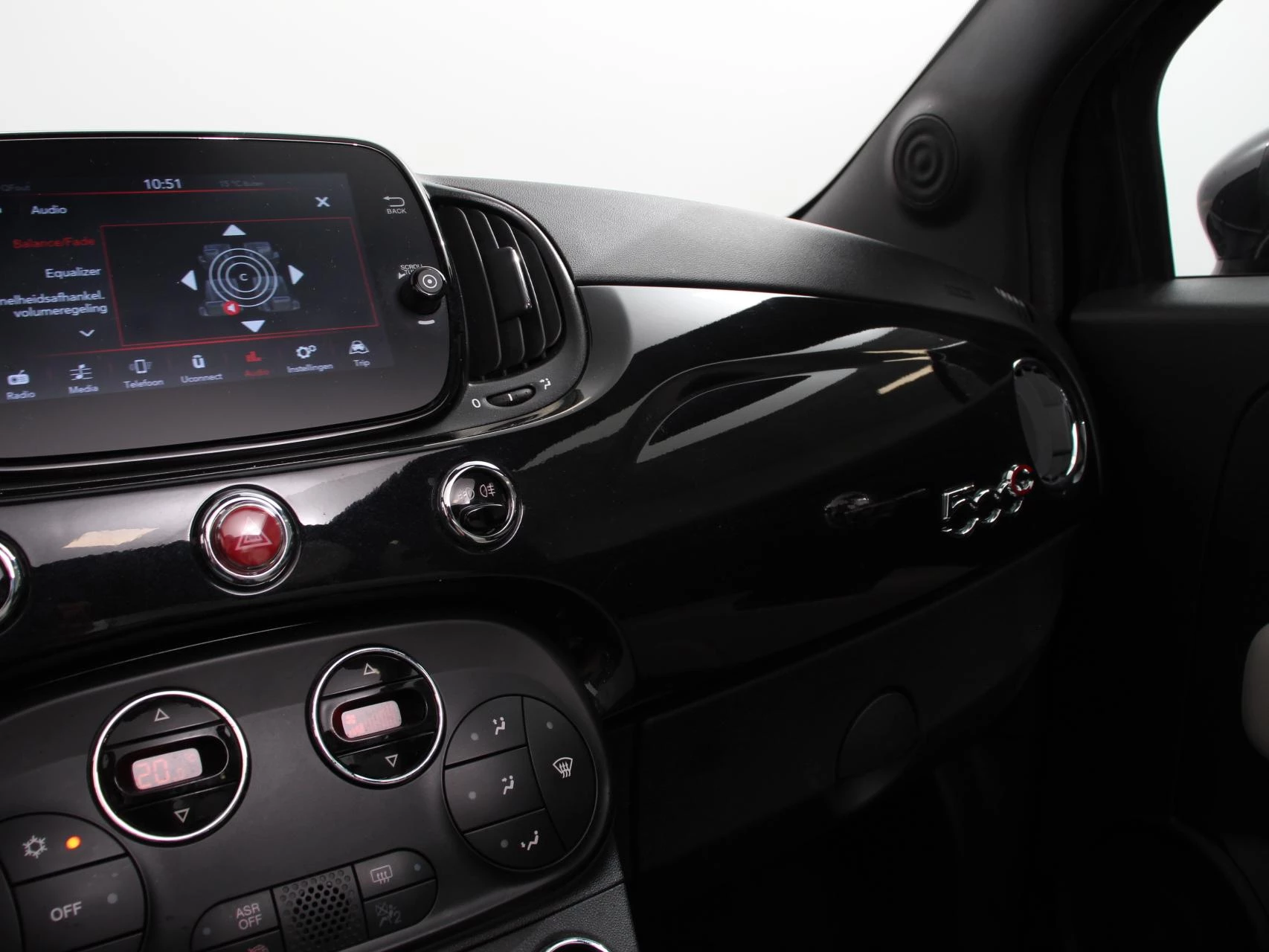 Hoofdafbeelding Fiat 500C