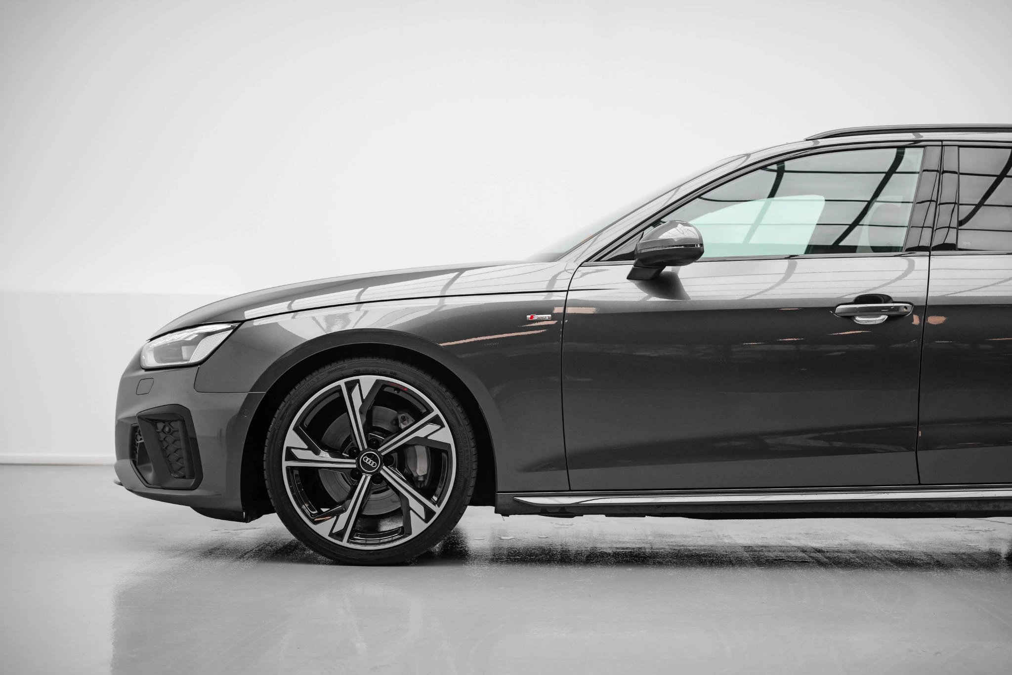 Hoofdafbeelding Audi A4