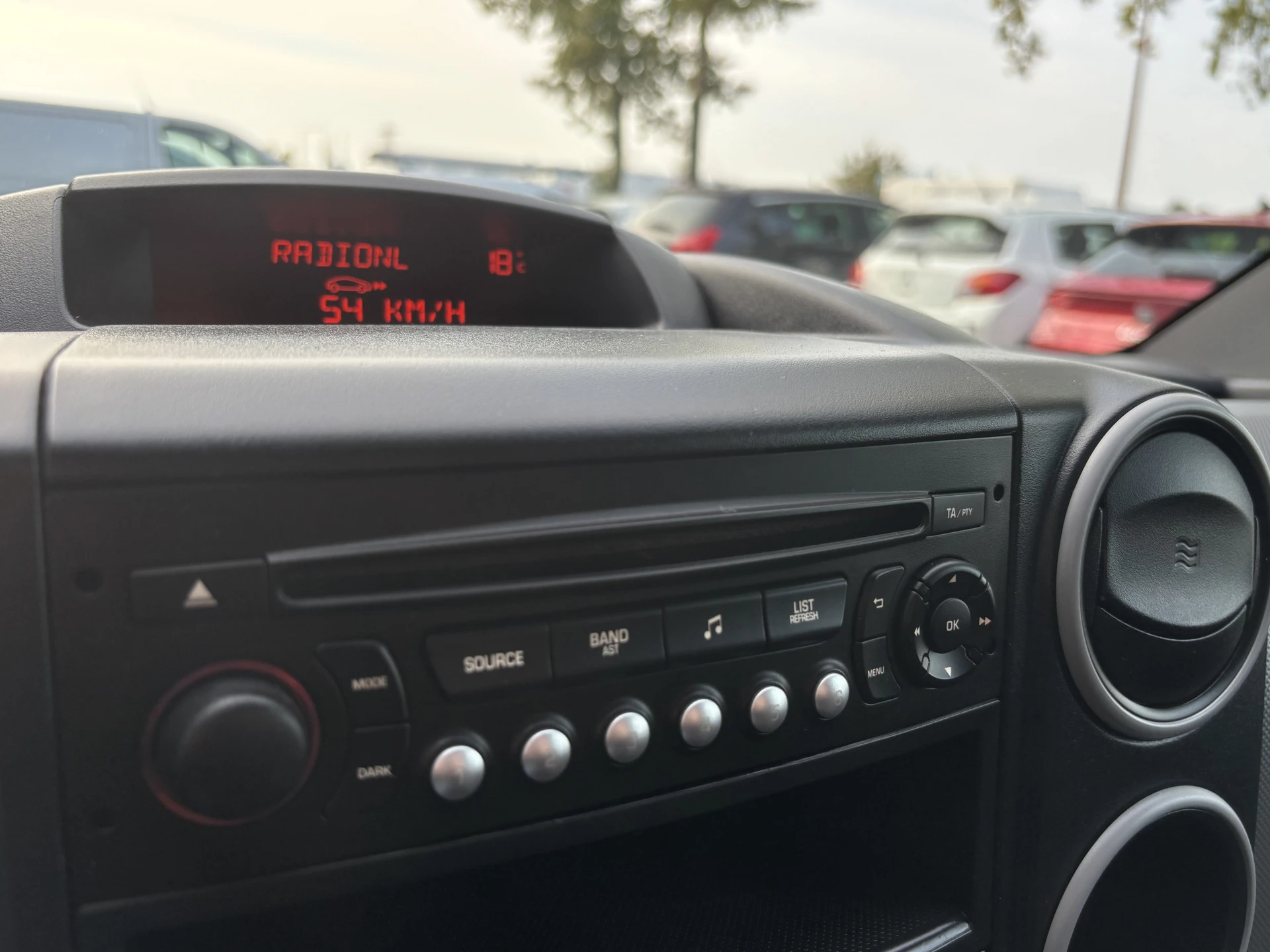 Hoofdafbeelding Peugeot Partner