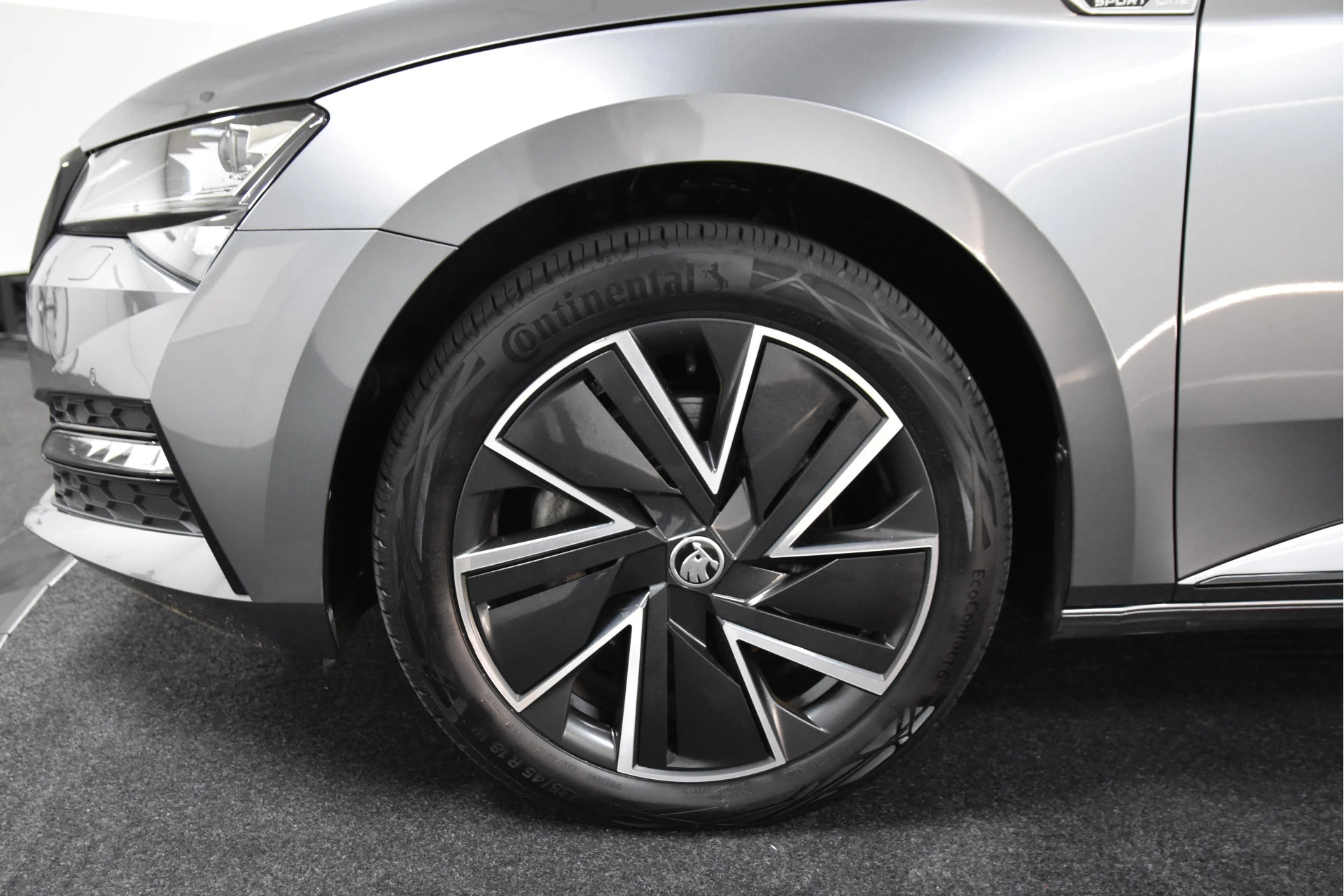 Hoofdafbeelding Škoda Superb