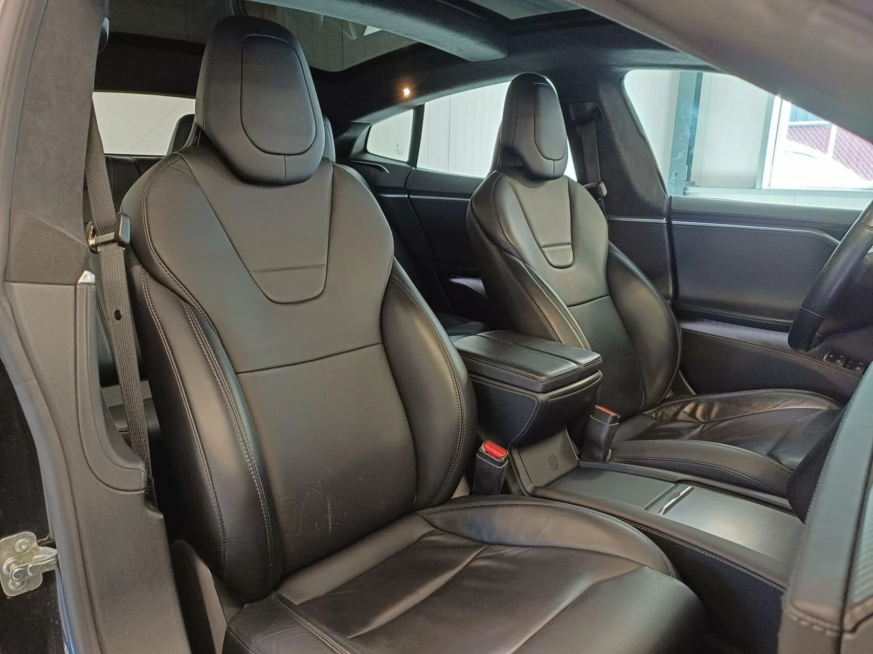 Hoofdafbeelding Tesla Model S