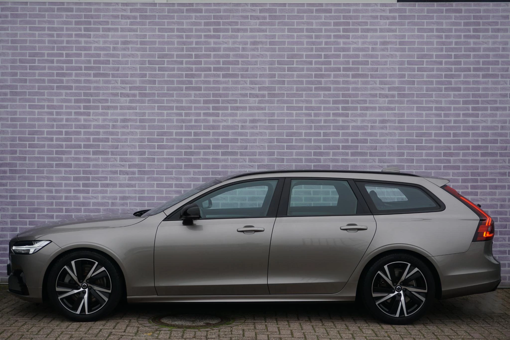 Hoofdafbeelding Volvo V90